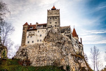Tour privato di un’intera giornata ai castelli di Bran e Peles in Transilvania